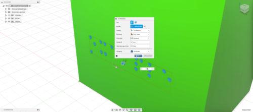 Extrusion dialogue while dots are selected